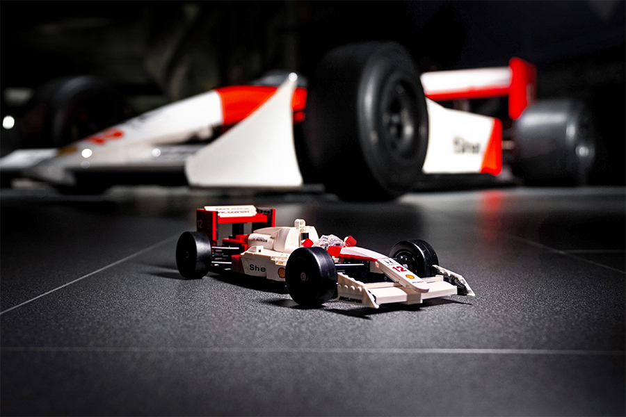 アイルトン・セナ　1/8 マクラーレンMP4/4  セミスクラッチビルド 完成品 デアゴスティーニ 1/8 マクラーレン ホンダ MP4/4 アイルトン