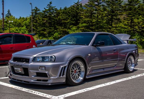 日産 R34スカイライン。こだわりのGT-R仕様