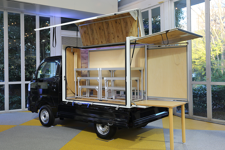 荷台に荷箱を積めば移動販売が簡単。ダイハツから新ビジネスの