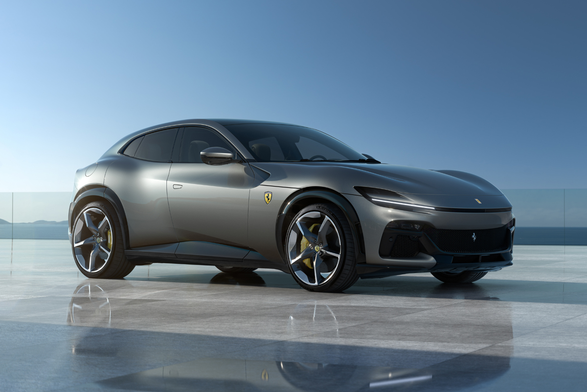 フェラーリもいよいよSUV市場に参入！ ブランド初の4ドア4シーター