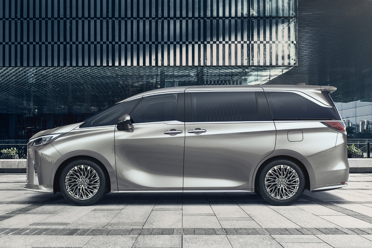 新型レクサスLMが上海モーターショー2023でワールドプレミア