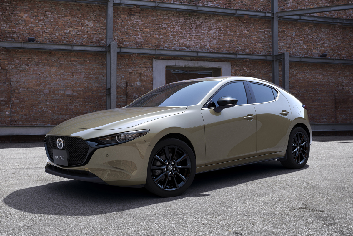 MAZDA3-Retro-Sports-Edition.jpg