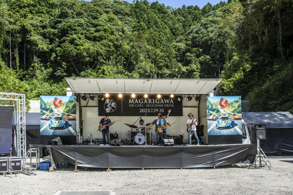 ライブステージの様子