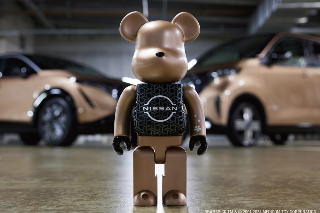 アリアとサクラとNISSAN 90周年記念 BE@RBRICK 100% & 400%