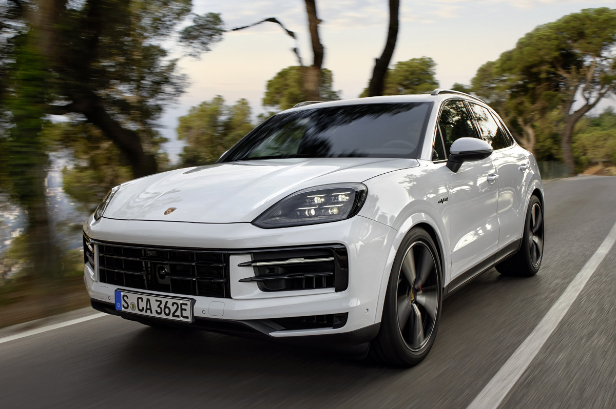 ポルシェ・カイエンに「カイエンS Eハイブリッド」グレードを追加設定 [CAR and DRIVER]