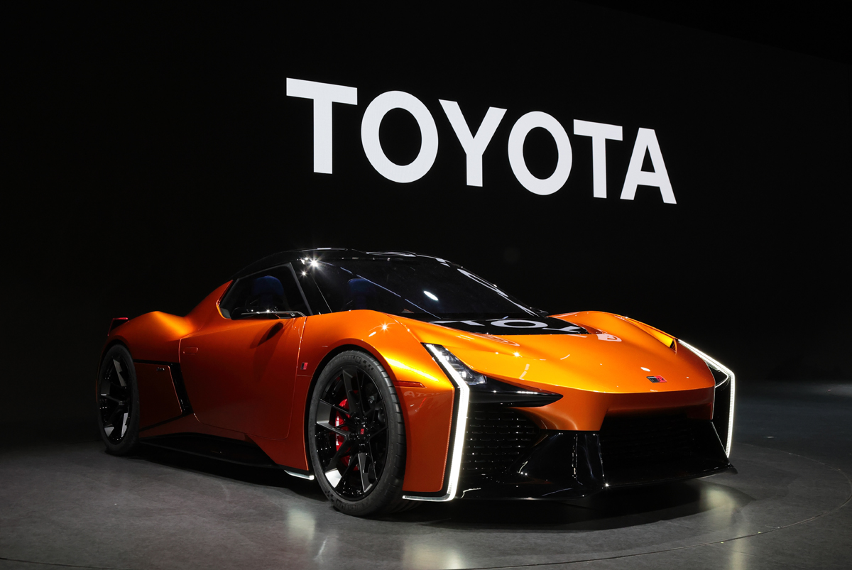 トヨタが次世代の高性能スポーツBEVモデル「FT-Se」と次世代SUV