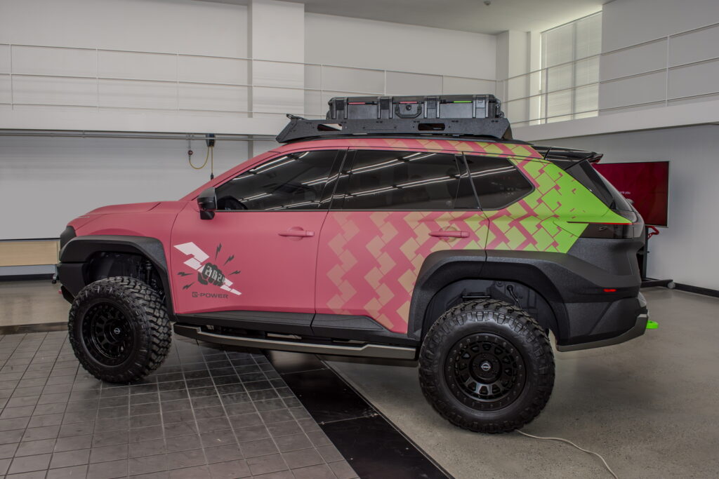 X-TRAIL CRAWLER CONCEPT リヤビュー