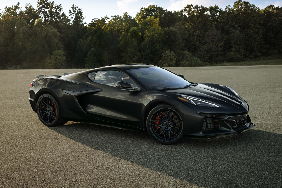 シボレー・コルベットの高性能バージョン「Z06」の予約受注を1