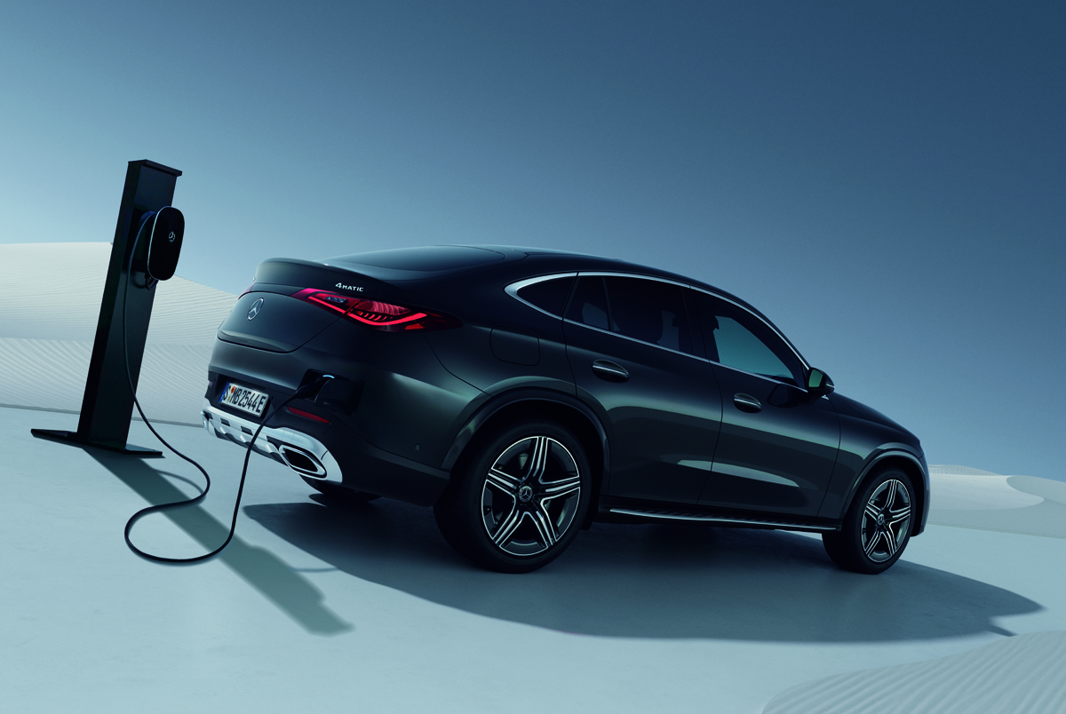 メルセデス・ベンツGLCクーペのプラグインハイブリッドモデル「GLC350e