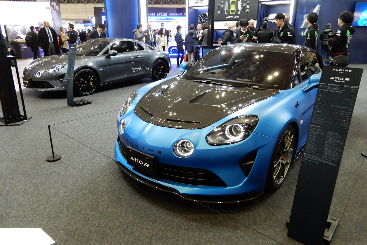アルピーヌが東京オートサロン2025で新オプションのO.Z Racing軽