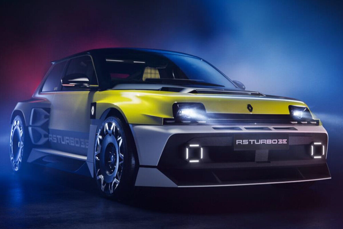 往年のルノー5ターボが電気自動車となって復活。車名は「ルノー5ターボ3E」。生産台数は1980台