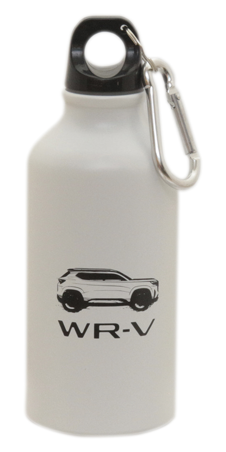 ホンダWR-Vのアルミマウンテンボトルを5名に。WR-Vは2024年3月に発売され、今年3月に一部改良を実施。Z+グレードの内装にプライムスムースシートを採用するなど質感を高める改良を施しました。また、ブラック基調のパーツで洗練性を引き上げた特別仕様車のブラックスタイルを設定するなど、商品性に磨きをかけています。ボトルのサイズは高さ約180mm。容量は400mLです。