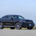 メルセデス・ベンツGLC 220d 4マチック・クーペ コア。価格／9SATC　866万円。GLC220d Core（コア）は通常の5ドア（819万円）とクーペ（866万円）に設定。価格は標準220d比、それぞれ57万／50万円リーズナブル。2リッターディーゼルなどメカニズム面は共通仕様。写真はAMGラインPKG（75万9000円）装着車