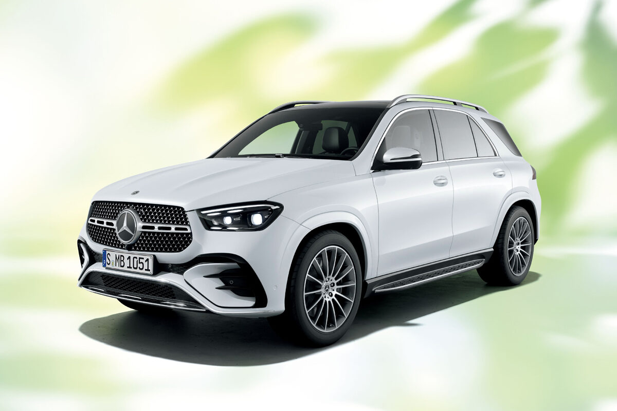 メルセデス・ベンツGLEのエントリーモデル「GLE 300d」が車両価格を引き下げ。GLE 450dには一部装備を見直した「Core」グレードを追加設定