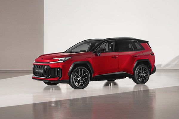 【新型モデル詳報】累計生産台数1500万台、人生を輝かせるクルマ。新型トヨタRAV4が世界で愛される理由