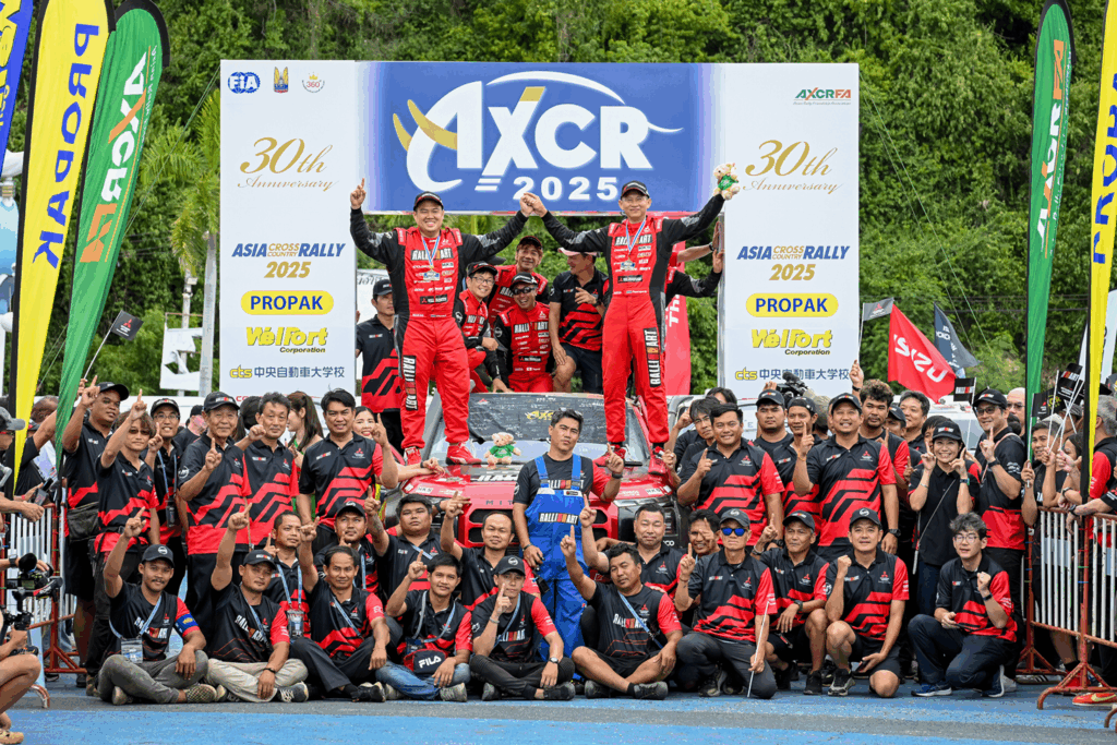 チーム三菱ラリーアート アジアクロスカントリーラリー2025で総合優勝