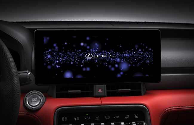 ▲センターディスプレイは全車12.3インチタッチパネルディスプレイに統一。搭載位置と角度を工夫することで、センターディスプレイの高さがドライバーの視界を妨げず、走行中でも操作しやすいようにアレンジする