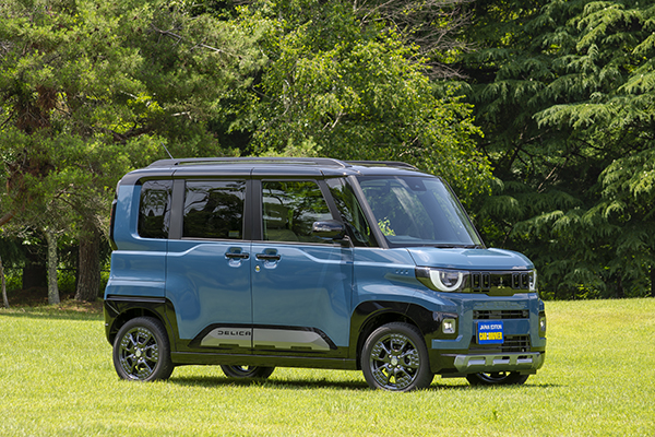 【最新モデル情報】次世代「デリ丸」登場！ 新型三菱デリカミニはより本格的にキュートに大変身。走りもグッとレベルアップ。「指名買い」したくなる！