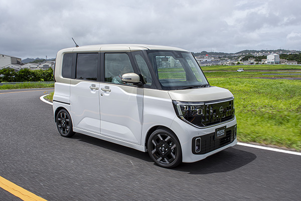 【最新モデル情報】立派で大きい日産ルークス登場。「かどまる四角」のモチーフが印象的。クラス最大の広い室内とGoogle搭載インフォテインメント機能がいい！