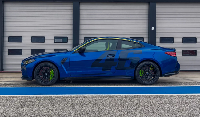 ▲ロードレース世界選手権で9度のワールドチャンピオンに輝き、現在はBMWのワークスドライバーとして活躍するバレンティーノ・ロッシ選手とコラボして仕立てたスペシャルな内外装を採用する「M4 CS VR46」を出展