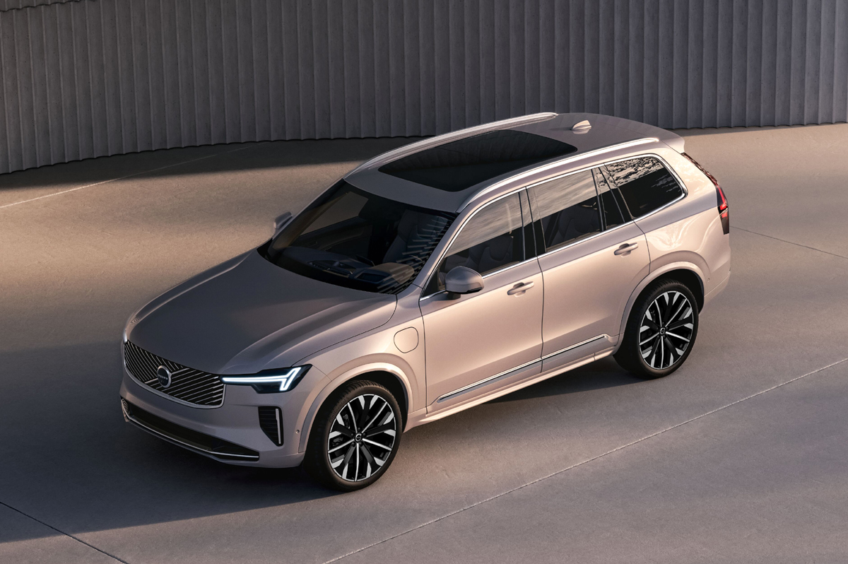 エレガントな装いに仕立てたボルボXC90の特別仕様車「Bright Edition」が100台限定で日本発売