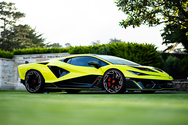 【スーパースポーツ最前線】デザインのマニフェストであり、次期メカニズムの先行開発車。世界29台限定「ランボルギーニ・フェノメノ」の輝き
