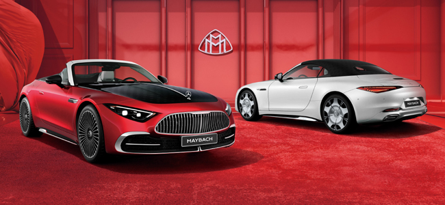 ▲メルセデス・マイバッハSL 680 モノグラムシリーズ 価格:3650万円 全長4695×全幅1915×全高1365mm ホイールベース2700mm 車重2000kg WLTCモード燃費7.1km/リットル 乗車定員2名 デザインコンセプトとして外装色にMANUFAKTURガーネットレッドを纏った「レッドアンビエンス」(写真・左)と、MANUFAKTURオパリスホワイトマグノを纏った「ホワイトアンビエンス」(同・右)という2つのキュレーションを設定