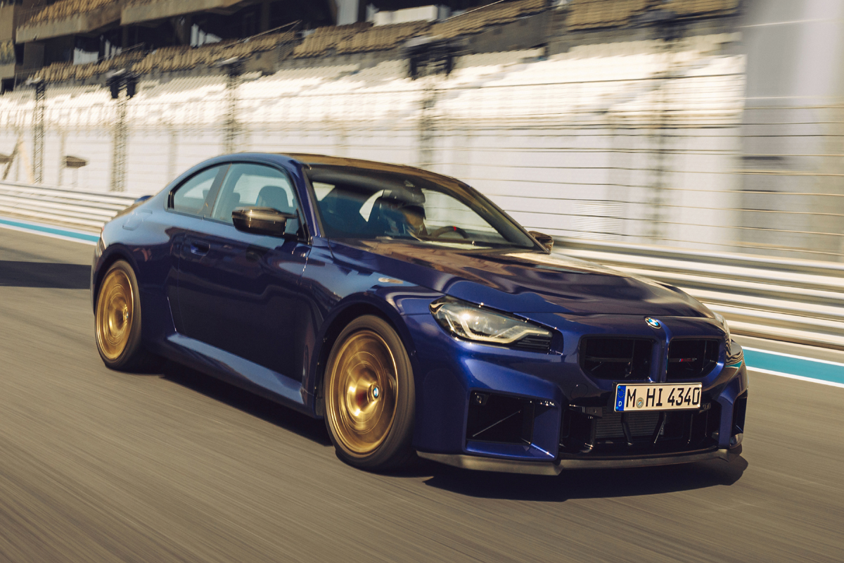 サーキット走行を志向したBMW M2の特別なハイパースポーツモデル「M2 CS」が日本上陸