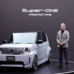 ▲ホンダはジャパンモビリティショー2025において陸・海・空・宇宙領域にわたる幅広いモビリティを出展。ショーの舞台には三部敏宏社長が登壇し、ホンダの社是である“夢”をかたちにした新世代モビリティ群を紹介する