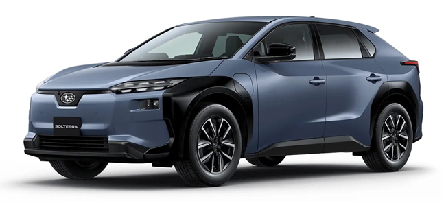 ▲SUBARUソルテラ・ET-SS FWD 価格:517万円 全長4690×全幅1860×全高1650mm ホイールベース2850mm 車重1880kg 乗車定員5名 一充電走行距離(WLTCモード)746km 交流電力量消費率(WLTCモード)113Wh/km 写真のボディカラーはハーバーミストグレーパール/アティチュードブラックマイカ