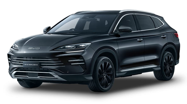 ▲BYDシーライオン6 AWD 価格:448万8000円 全長4775×全幅1890×全高1670mm ホイールベース2765mm 車重2100kg 乗車定員5名 写真のボディカラーはコスモスブラック