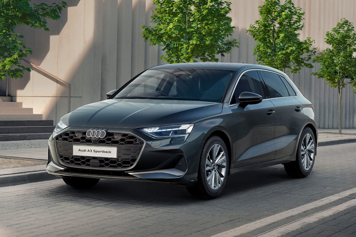 アウディA3スポーツバックに人気のオプションパッケージを標準装備したうえで戦略的な車両価格に据えた限定モデル「urban style edition」を設定