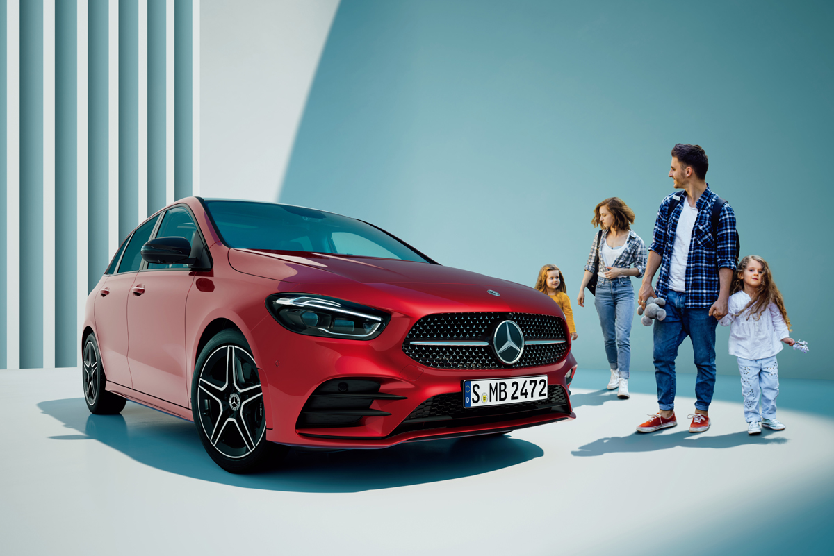 装備アイテムをアップグレードしたメルセデス・ベンツBクラスの新グレード「Urban Stars」が日本デビュー