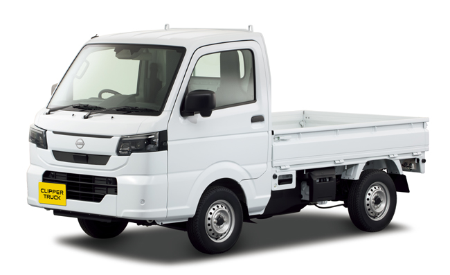 ▲日産クリッパー トラックDX(4WD) 価格:5MT145万6400円/4AT152万9000円 全長3395×全幅1475×全高1765mm ホイールベース1905mm 車重MT780/AT790kg WLTCモード燃費MT18.7/AT15.7km/リットル 写真のボディカラーはホワイト