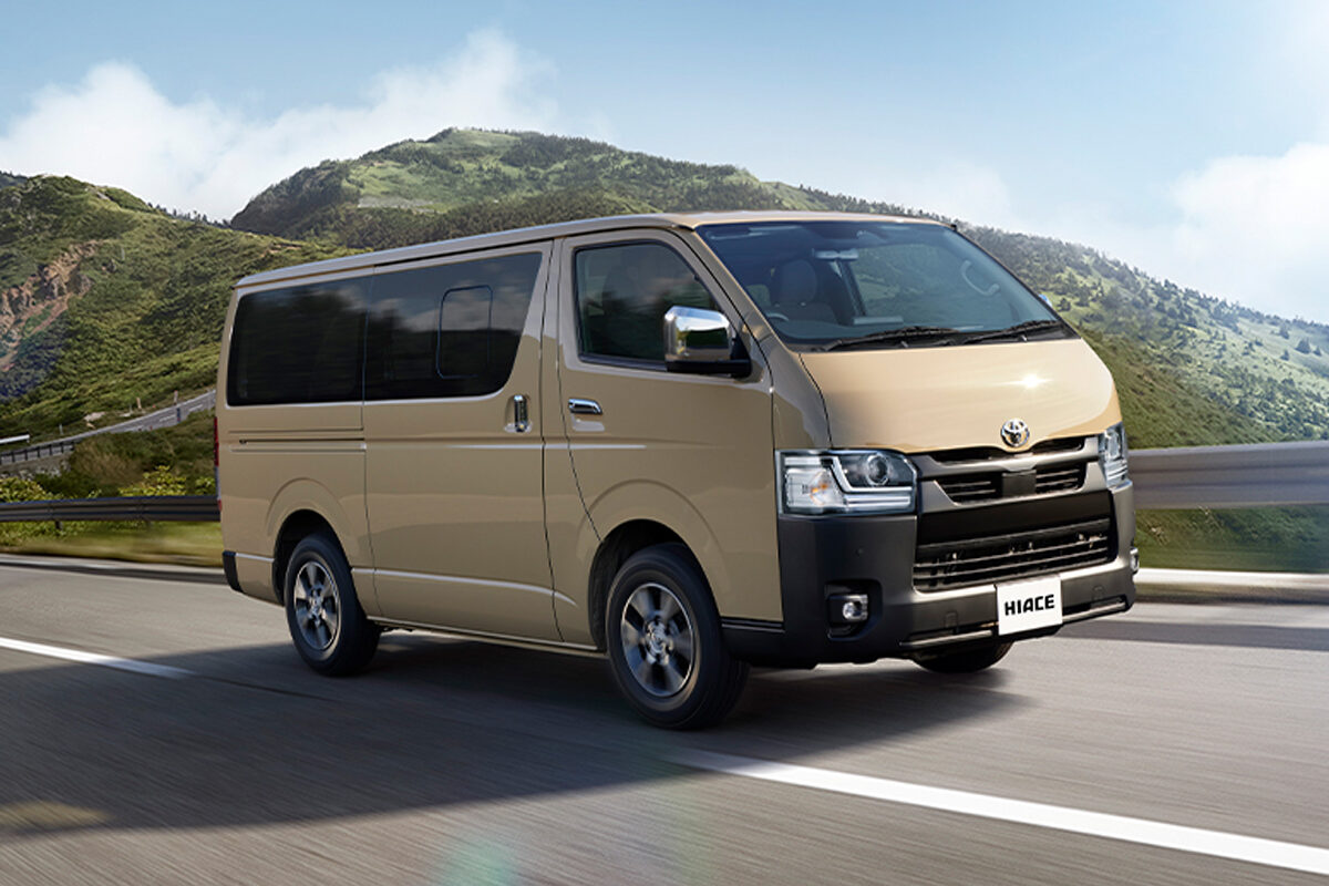 トヨタ・ハイエースが一部改良で安全性能の向上と機能装備の拡充を敢行