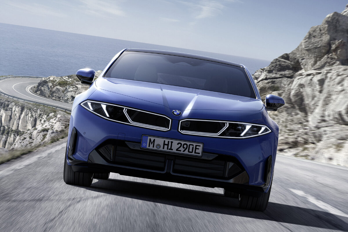 BMWノイエ・クラッセの第2弾となる次世代スポーツセダンの新型i3がワールドプレミア