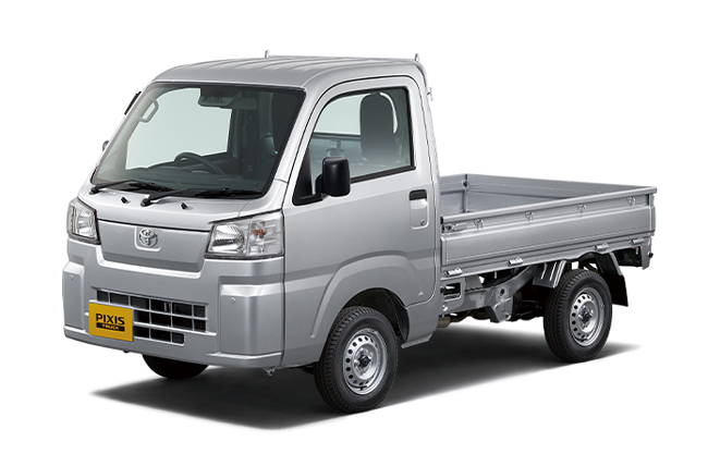 ▲トヨタ・ピクシストラック・スタンダード (4WD) 価格:5MT122万6500円/CVT130万3500円 全長3395×全幅1475×全高1780mm ホイールベース1900mm 車重MT820/CVT850kg 乗車定員2名 WLTCモード燃費MT15.6/CVT15.8km/リットル 写真のボディカラーはブライトシルバーメタリック