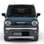 ▲ハスラー タフワイルドは大胆なブロック形状のフロントグリルと“SUZUKI”のアルファベットエンブレムを採用し、いっそうタフで力強いマスクに仕立てる