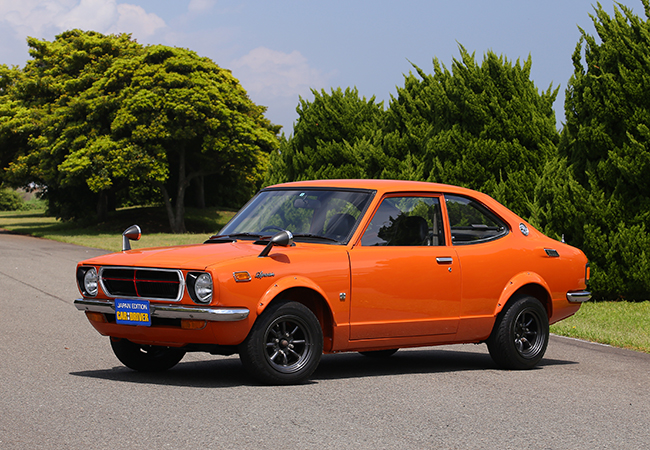 1972年式トヨタ・スプリンター・トレノ。軽量コンパクトボディにセリカGT用の1.6ℓ・DOHCユニット(2T-G型)を搭載したジャジャ馬。1975年の1000湖ラリーでは日本車初のWRC優勝を飾った