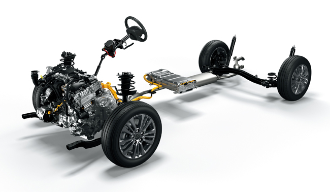 ▲シリーズパラレルハイブリッドの2WDは2ZR-FXE型1797cc直列4気筒DOHCエンジン(98ps/14.5kg・m)+1VM型フロントモーター(70kW/185Nm)+リチウムイオン電池(容量4.08Ah)でパワートレインを構成