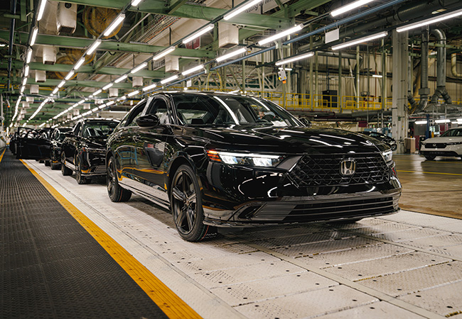 ホンダの主力市場は北米。4輪車の販売台数は世界販売の約47%を占める160万5000台。日本の60万5000台(ともに2025年3月期)を大きく上回る。北米の4輪生産工場は他社に先駆け1982年から稼働した