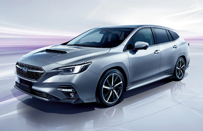 ▲SUBARUレヴォーグGT-H EX 価格:379万5000円 全長4755×全幅1795×全高1500mm ホイールベース2670mm 車重1580kg 乗車定員5名 WLTCモード燃費13.8km/リットル 写真のボディカラーはアイスシルバーメタリック