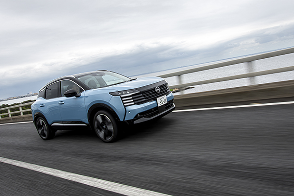 【人気モデルガイド】第3世代e-POWERを搭載して期待の「日産キックス」デビュー! メカもスタイルも話題十分。時代を変える個性を検証