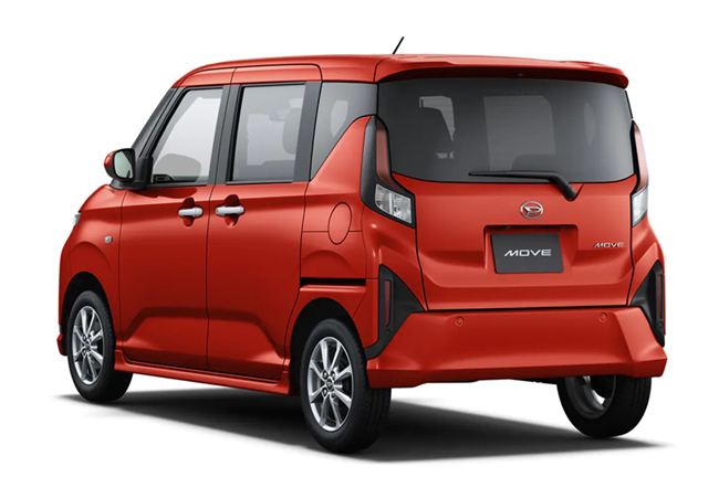 ▲ダイハツ・ムーヴG(2WD) 価格:176万5500円 全長3395×全幅1475×全高1655mm ホイールベース2460mm 車重860kg 乗車定員4名 WLTCモード燃費22.6km/リットル 写真のボディカラーはコンパーノレッド