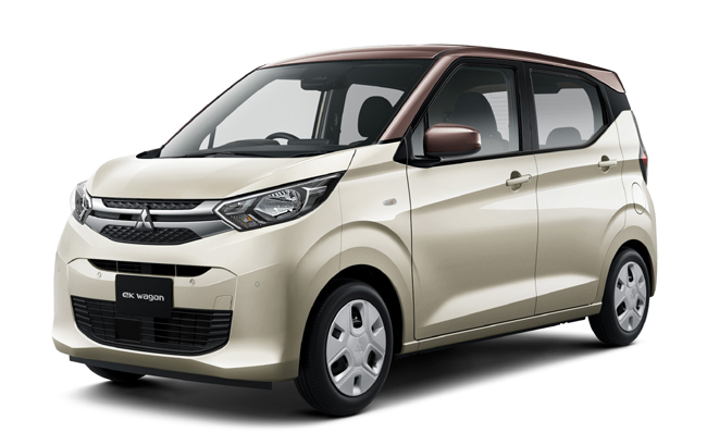 ▲三菱eKワゴン・G(2WD) 価格:164万2300円 全長3395×全幅1475×全高1650mm ホイールベース2495mm 車重840kg 乗車定員4名 WLTCモード燃費23.2km/リットル 写真のボディカラーはナチュラルアイボリーメタリック/オークブラウンメタリック
