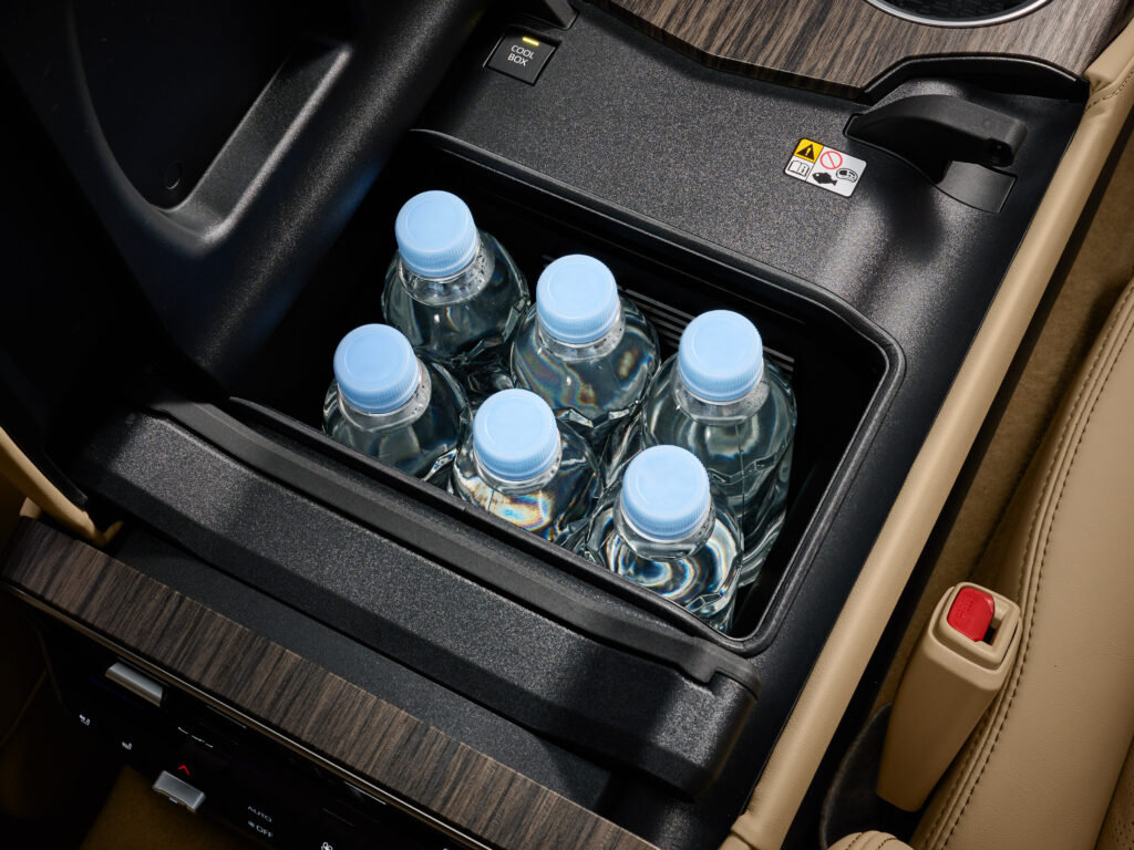 ▲センターコンソールにクールボックスを配備