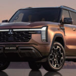 ▲三菱自動車が新世代のフラッグシップモデルとなる第5世代の新型パジェロを披露。予約注文の受付は10月1日に開始する