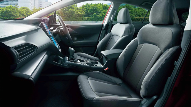 ▲運転席10ウェイパワーシート&助手席8ウェイパワーシート、運転席シートポジションメモリー、リバース連動ドアミラー、ドアミラーメモリー&オート格納機能、運転席シート自動後退機能をメーカー装着オプション化